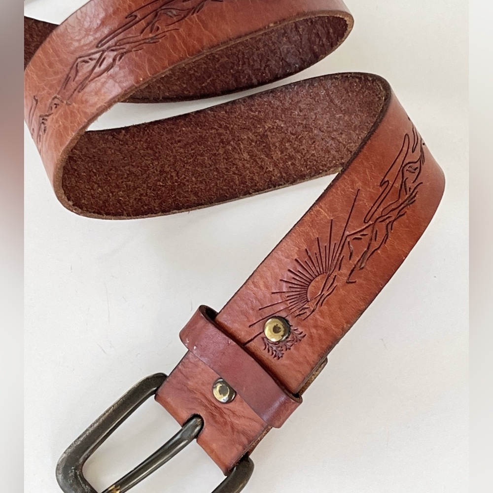 American Eagle Mountain Tooled Leather Belt Landscape Gorpcore Boho Brown S / M